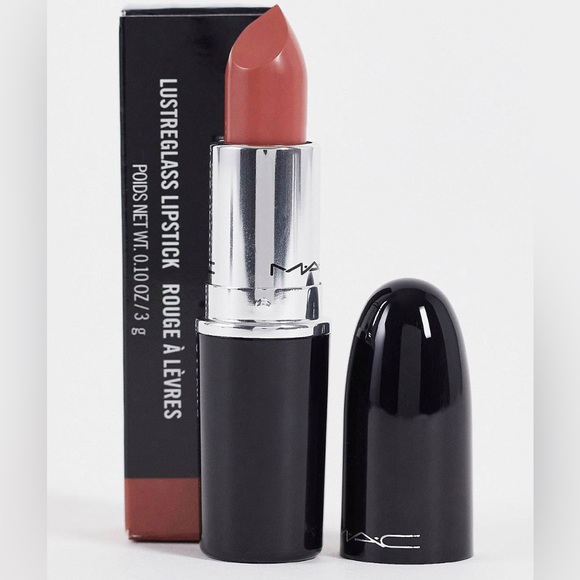 MAC Lustreglass Lipstick in Hug Me 508- BNIB - Picture 1 of 2